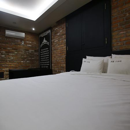 Hotel Story Cshongdzsu Kültér fotó