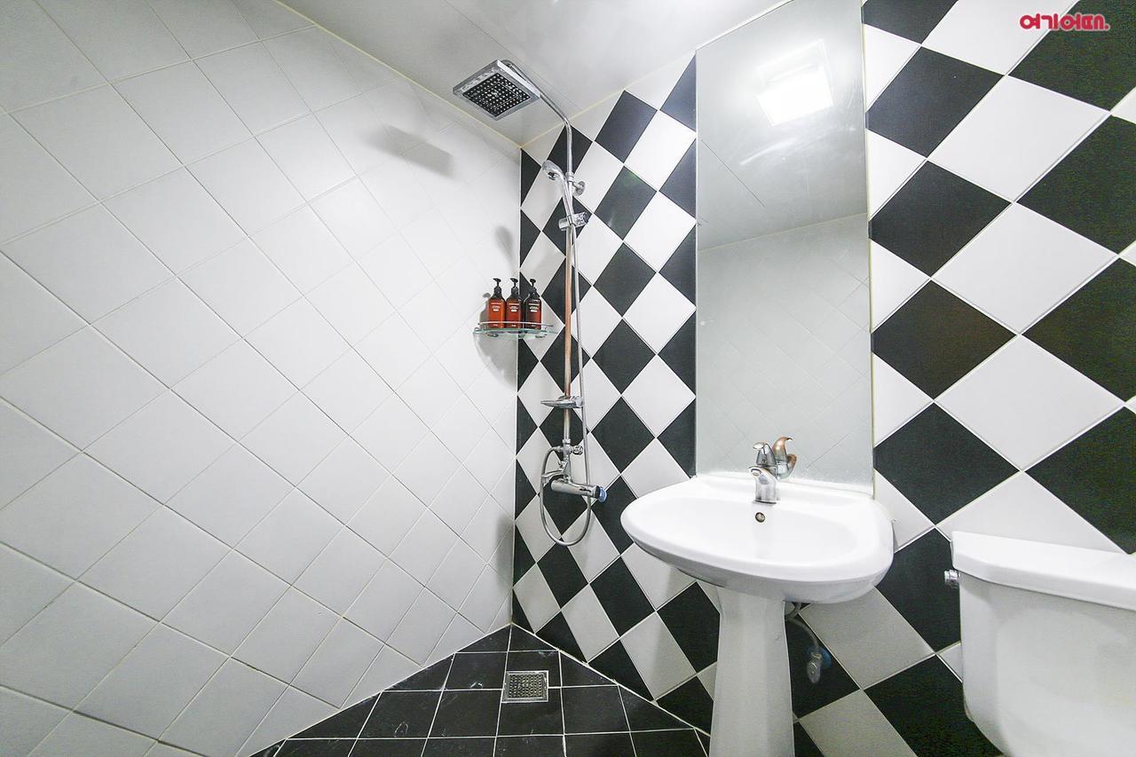 Hotel Story Cshongdzsu Kültér fotó